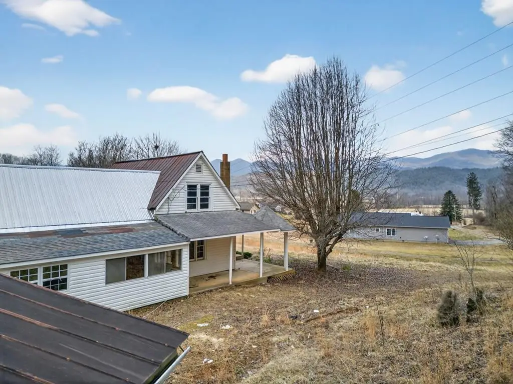 1917 Fairview Road, Andrews, NC 28901 - #1