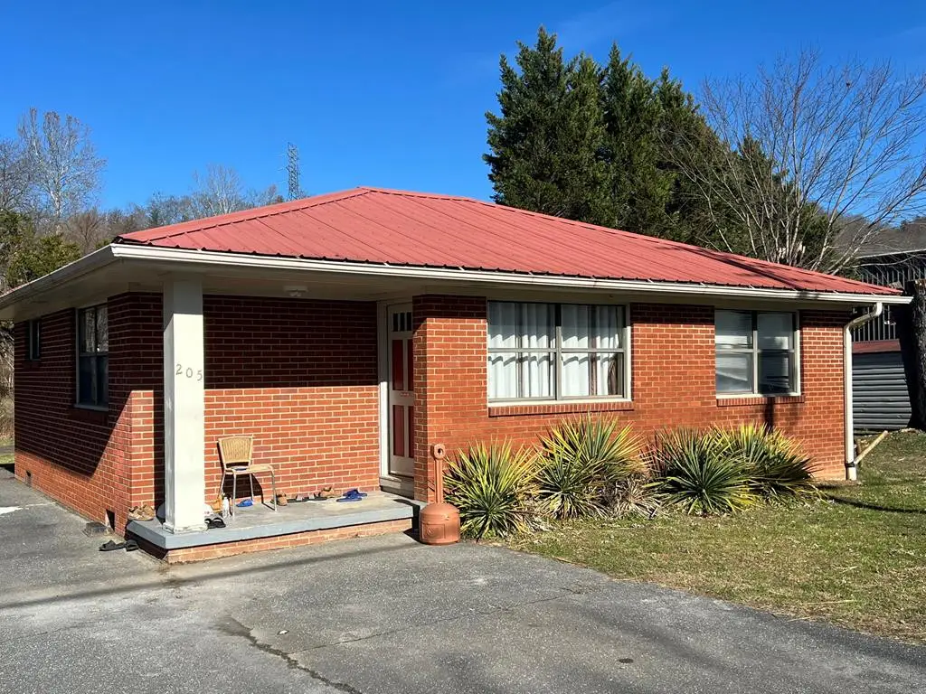 51 Laura Street, Robbinsville, NC 28771 - #1