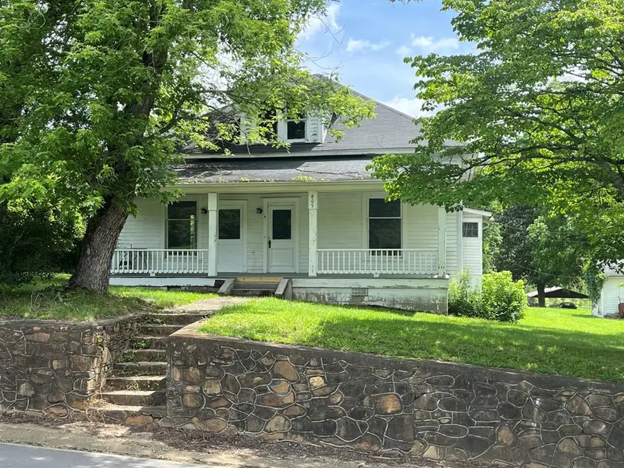 805 Hiwassee Street, Murphy, NC 28906 - #2