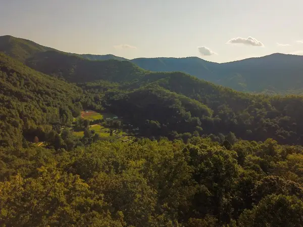 1111 Canopy Lane, Robbinsville, NC 28771