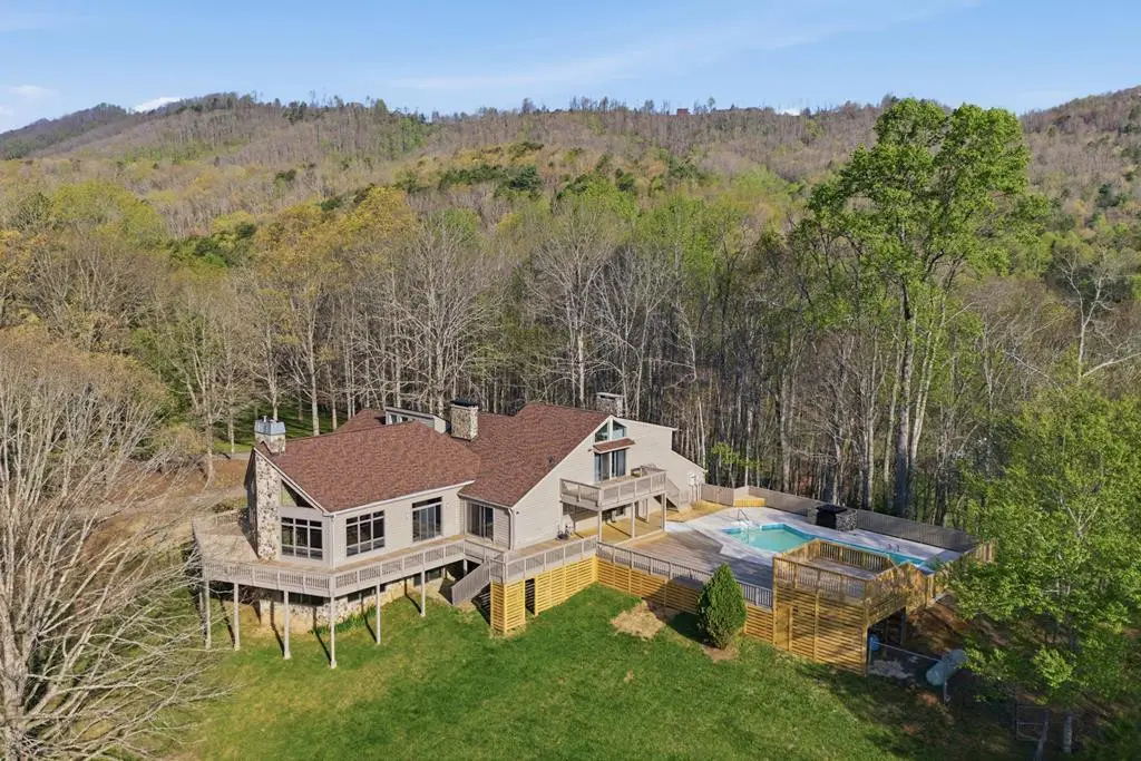 Address Withheld By Seller, Brasstown, NC 28902 - #1