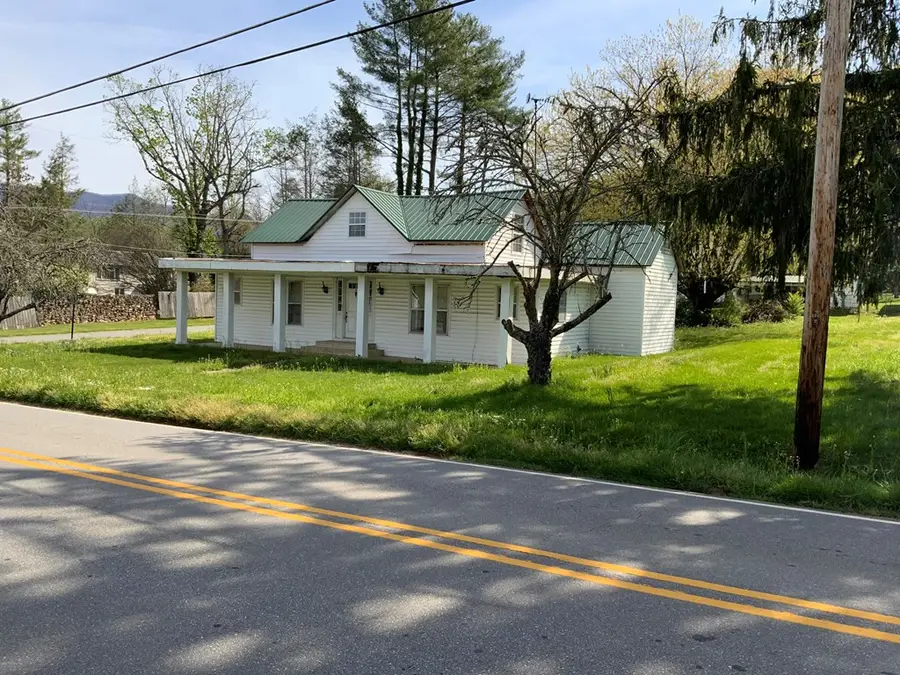 4 Boyd Street, Andrews, NC 28901 - #2