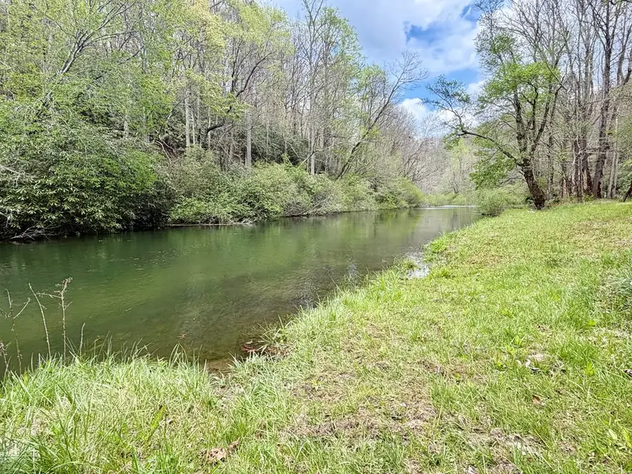 192 Nantahala Dam Road, Nantahala, NC 28781 - #2