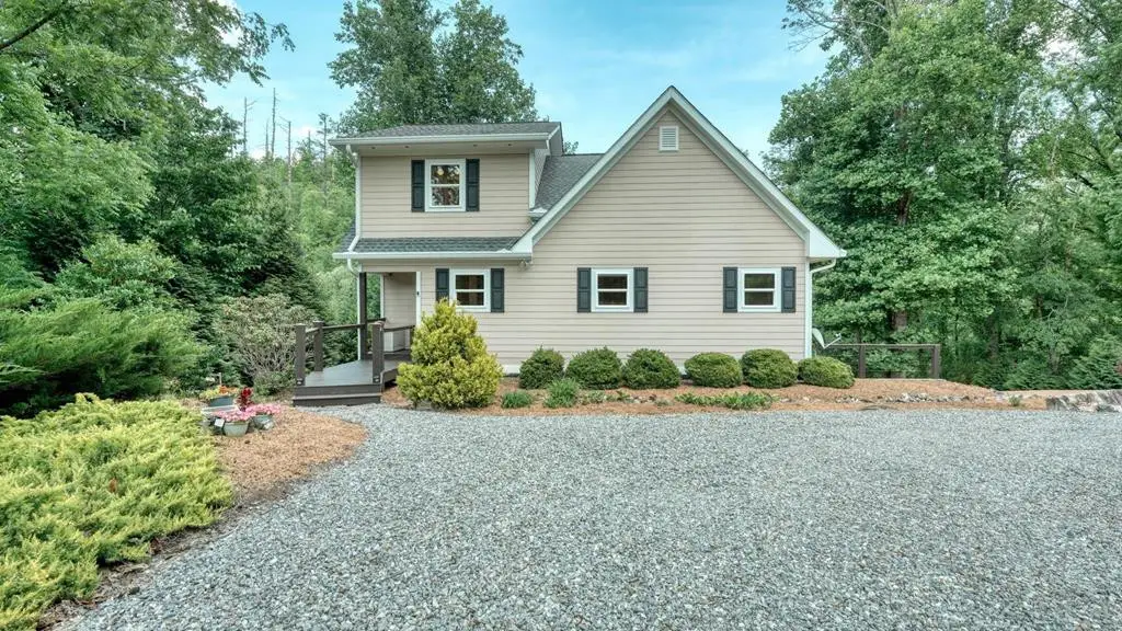 515 Barlow Fields Drive, Hayesville, NC 28904 - #1