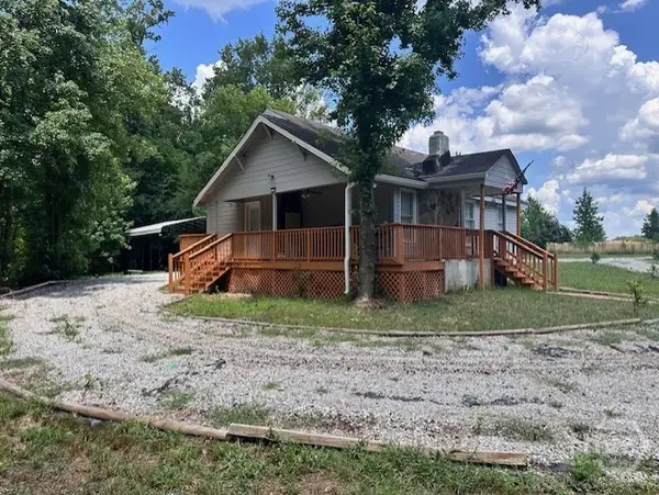 119 Sims Cross Rd, Stephens, GA 30667