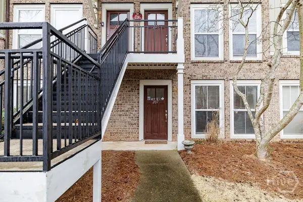 490 Barnett Shoals Road #207, Athens, GA 30605