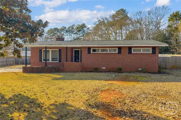 37 Cade Street, Hartwell, GA 