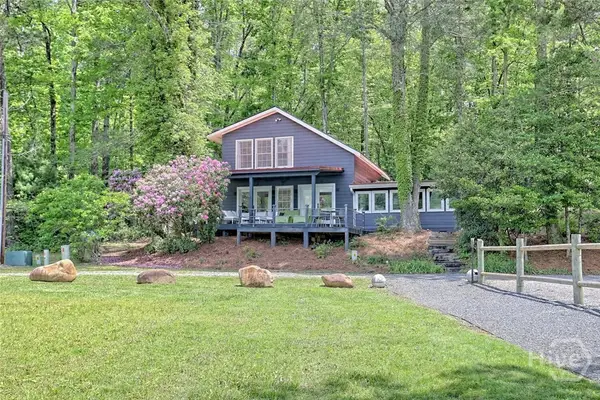 89 Arkansas Lane, Tiger, GA 30576