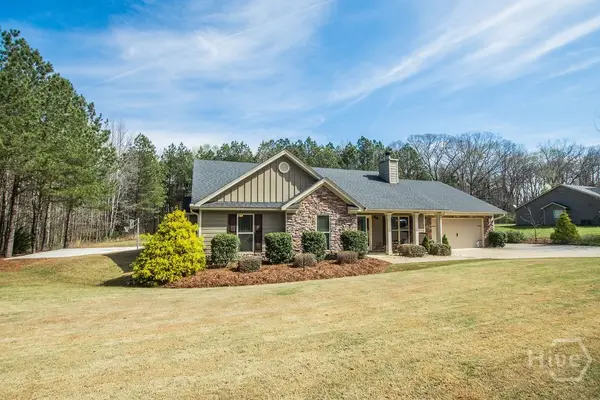 141 Spetchley Way, Bogart, GA 30622
