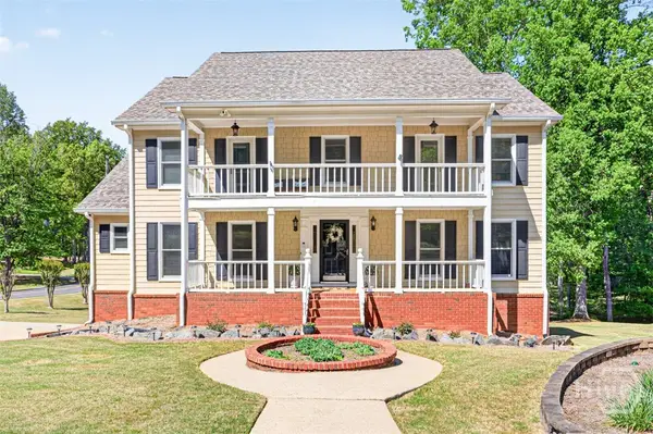 1545 Summer Hollow Trail, Lawrenceville, GA 30043