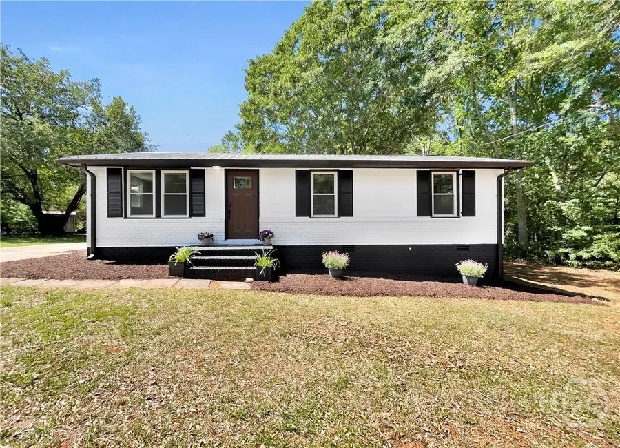 858 Clairmont Avenue, Comer, GA 30629 - #3