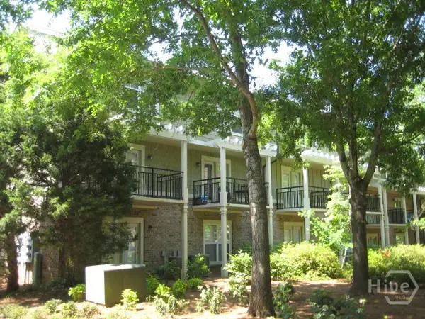 660 Barnett Shoals Road #128, Athens, GA 30605