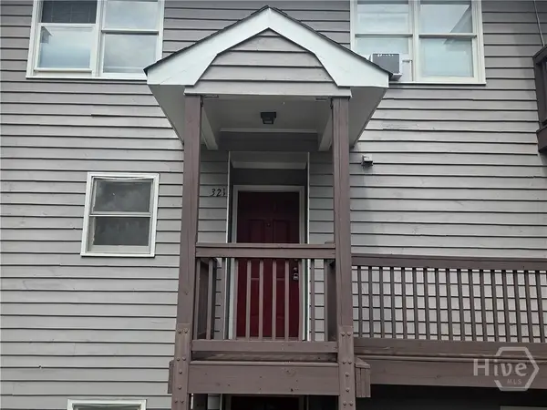 2505 W Broad Street #321, Athens, GA 30606