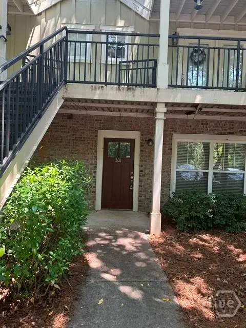490 Barnett Shoals Road #301, Athens, GA 30605