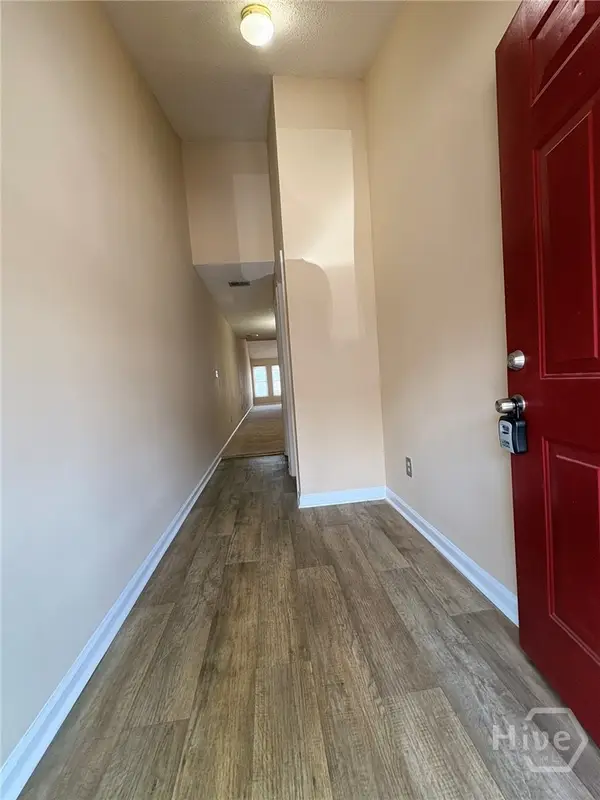 2505 W Broad Street #422, Athens, GA 30606