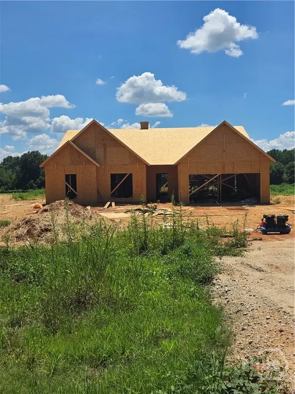 616 Seed Cleaner Road #11, Hartwell, GA 30643