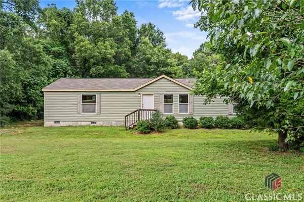 1040 River Woods Drive, Madison, GA 30650