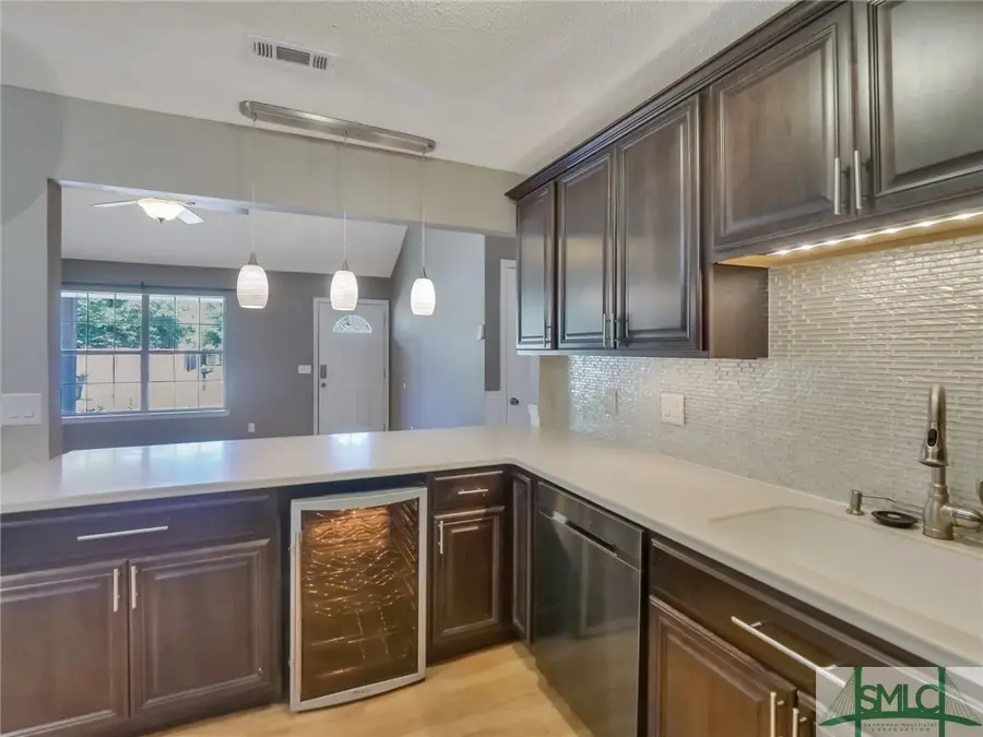 203 Monroe Avenue, Hinesville, GA 31313 - Image #2