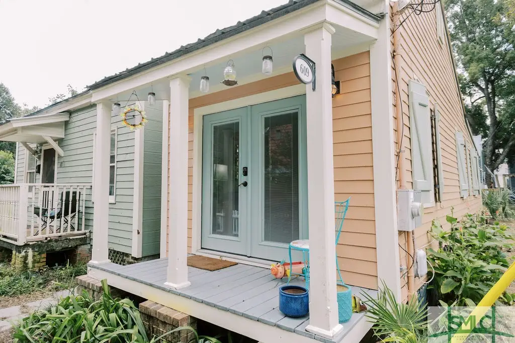 609 E Park Lane, Savannah, GA 31401 - #1