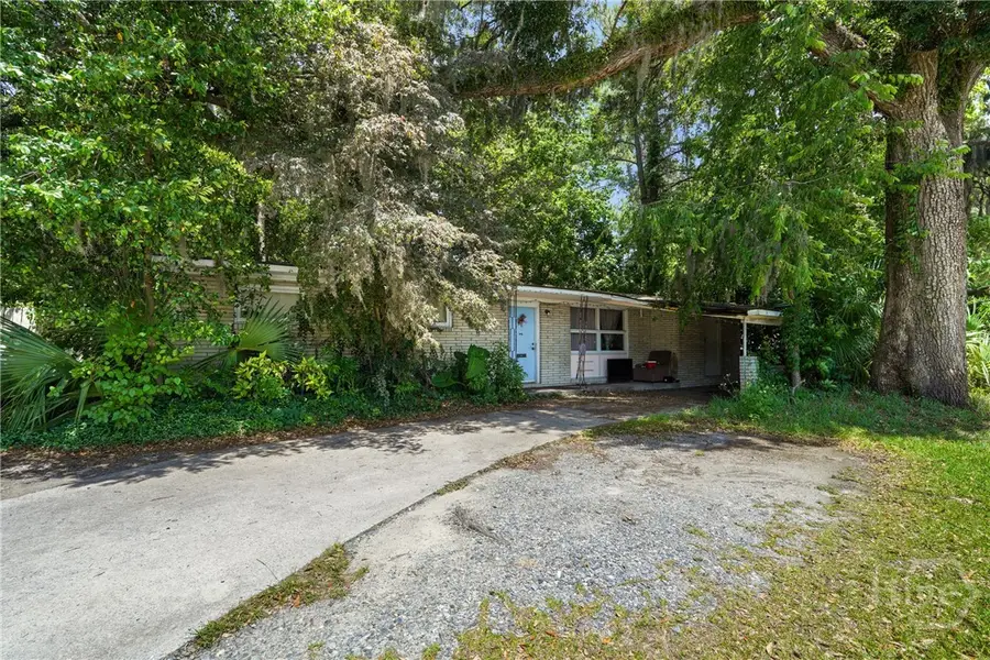 410 E Montgomery Cross Road, Savannah, GA 31406 - Image #3