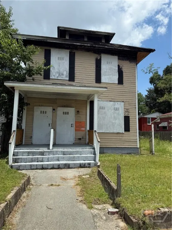 634 W 39th Street, Savannah, GA 31415