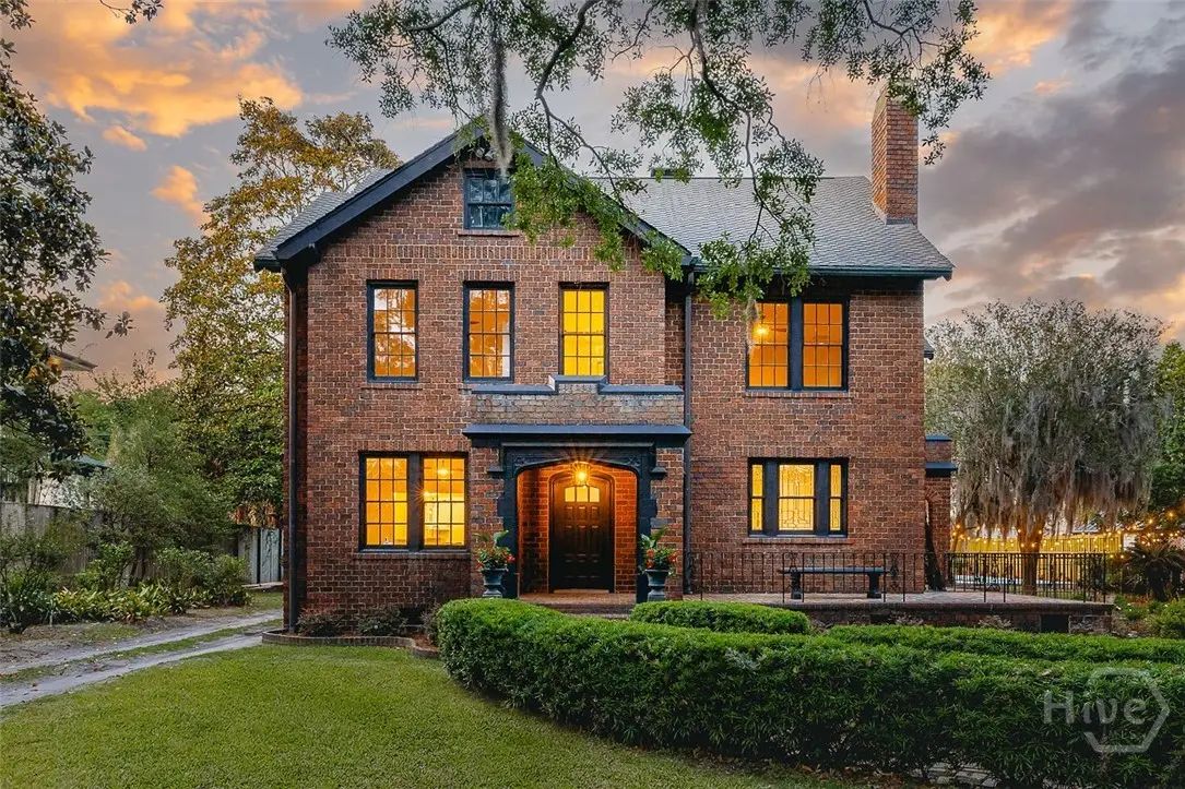 808 E Victory Drive, Savannah, GA 31405 - Image #1