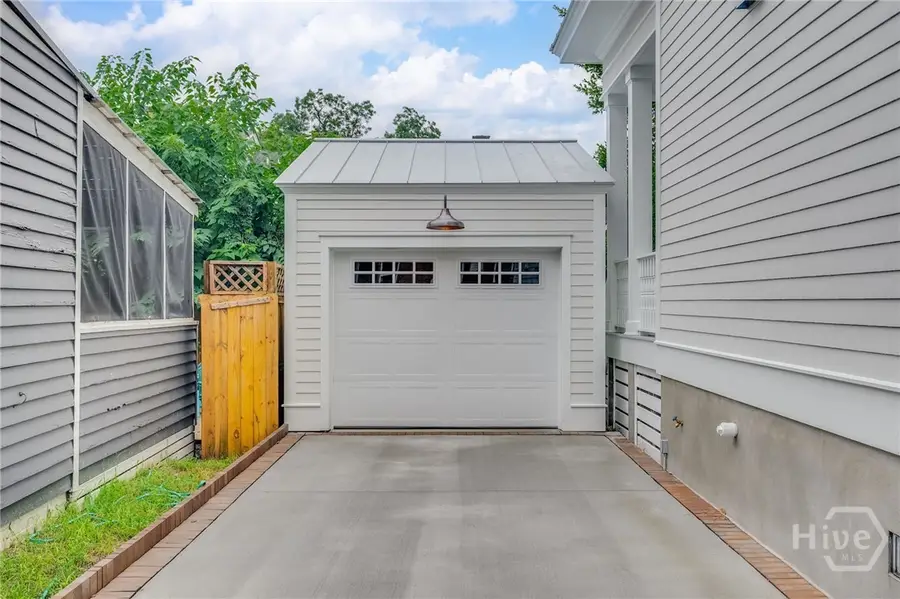 509 E Huntingdon Street, Savannah, GA 31401 - Image #3