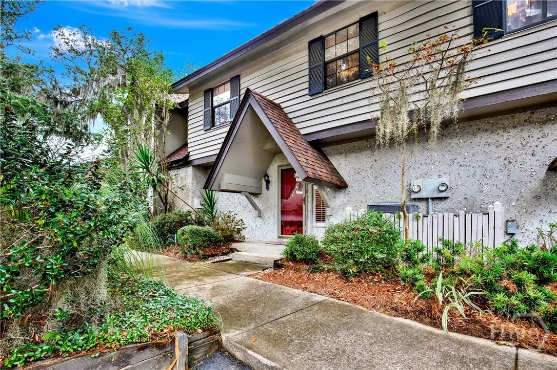 11 Shipwatch Road, Savannah, GA 31410 - Image #1