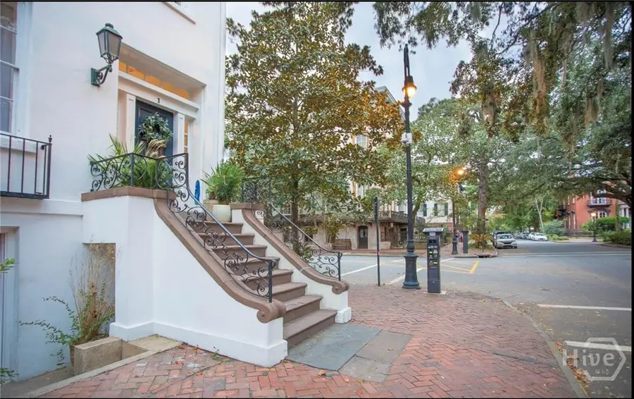 1 E Gordon Street #6, Savannah, GA 31401 - Image #3