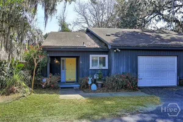 102 Bent Oaks Drive, Savannah, GA 31404