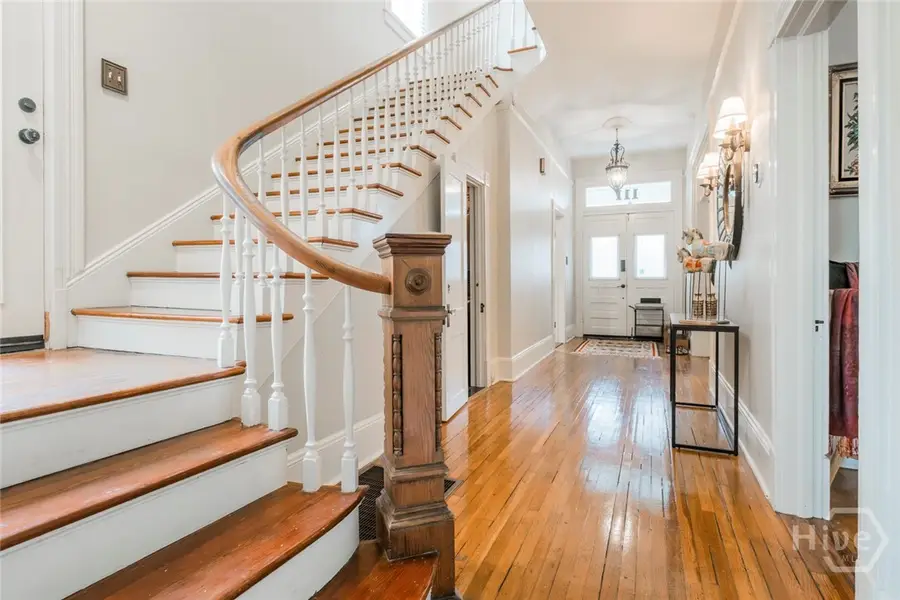 111 E 31st Street, Savannah, GA 31401 - Image #3