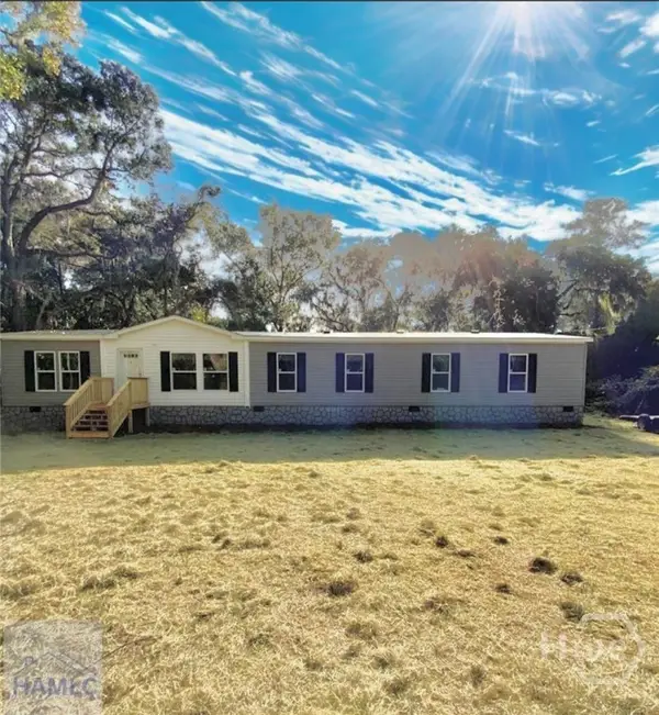 169 Bluejay Drive, Midway, GA 31320