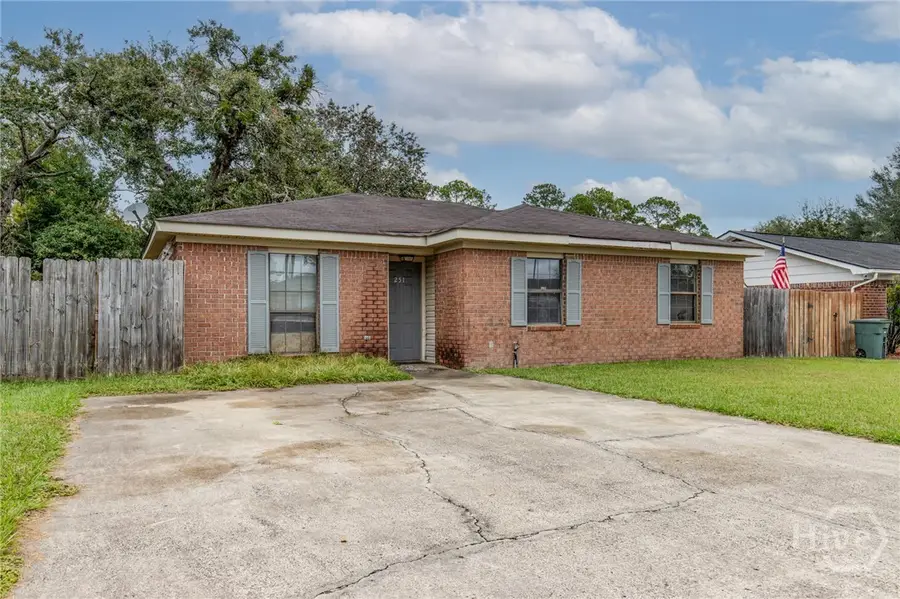 251 Garden Circle, Hinesville, GA 31313 - Image #2