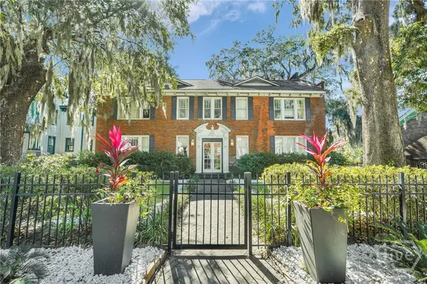 17 E 37th Street #11, Savannah, GA 31401