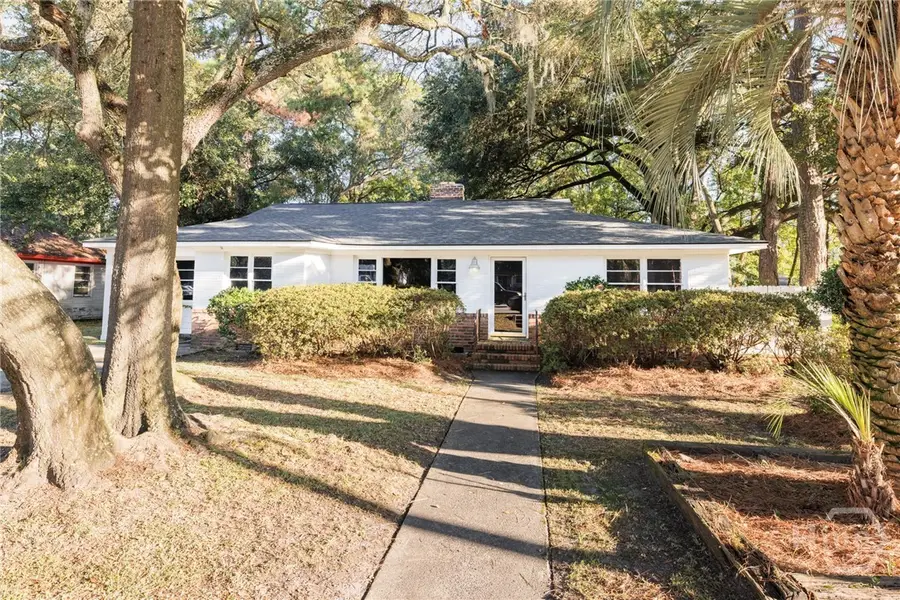 112 E Derenne Avenue, Savannah, GA 31405 - Image #3