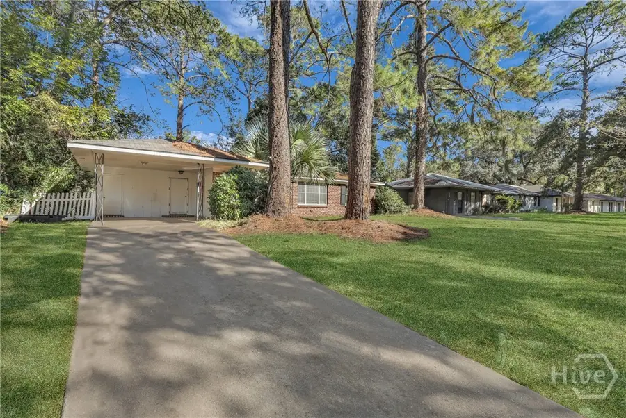 110 Paradise Drive, Savannah, GA 31406 - Image #2