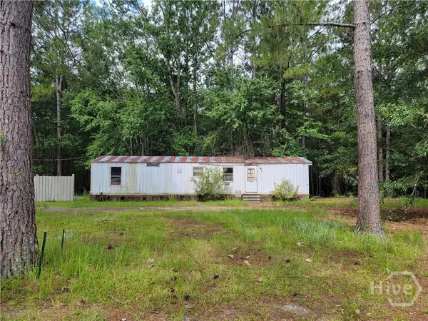 744 Live Oak Church Road, Hinesville, GA 31313