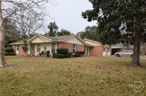 9 Sheridan Drive, Savannah, GA 31406