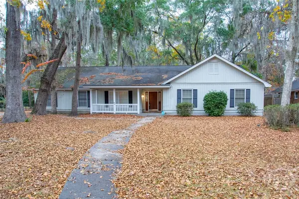 15 Sherborne Road, Savannah, GA 31419