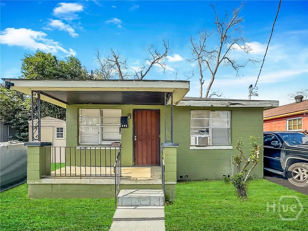 725 Fruit Street, Savannah, GA 31415 - Image #1