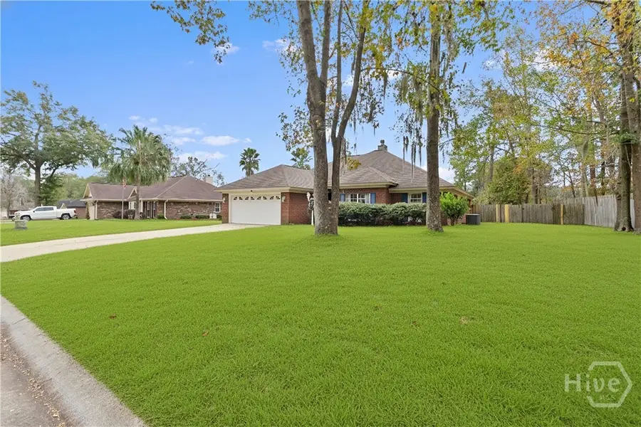 1101 Montclair Drive, Hinesville, GA 31313 - Image #2