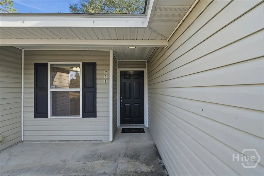 929 Pineland Avenue, Hinesville, GA 31313 - Image #2