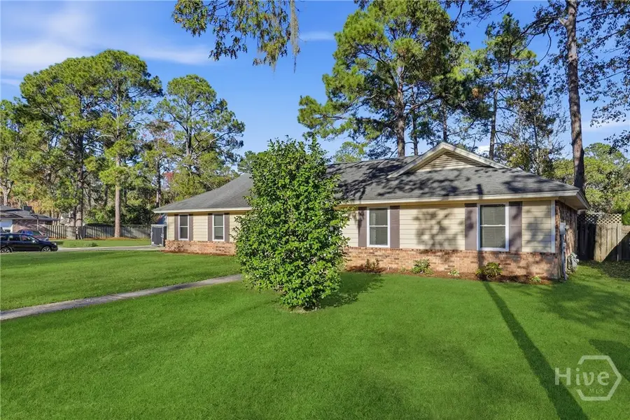 102 E Sagebrush Lane, Savannah, GA 31419 - Image #2