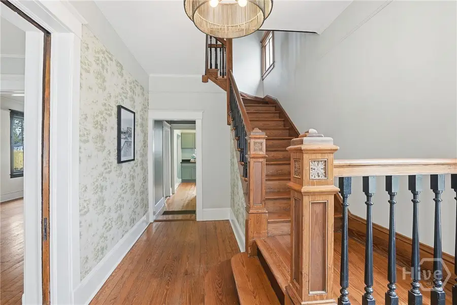 657 E Henry Street, Savannah, GA 31401 - #3