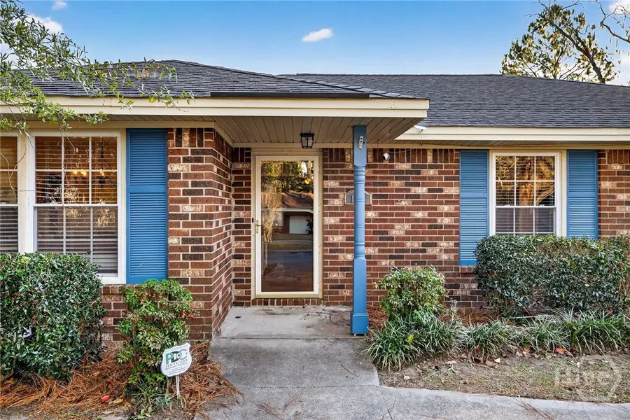 1121 Madrid Avenue, Savannah, GA 31406 - Image #3