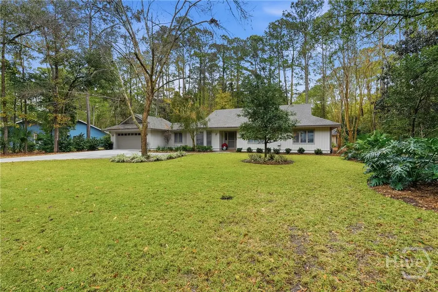 16 Hemingway Drive, Savannah, GA 31411 - Image #2