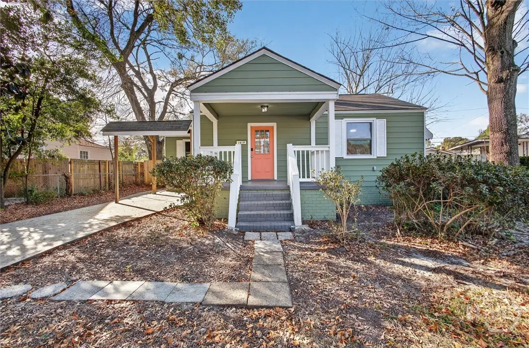 1919 Greenwood Street, Savannah, GA 31404 - Image #1