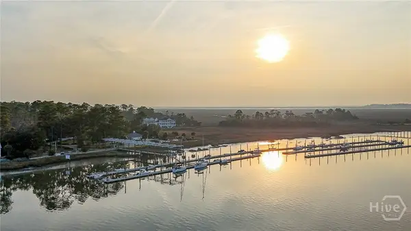 2 Rum Runners Alley, Savannah, GA 31411