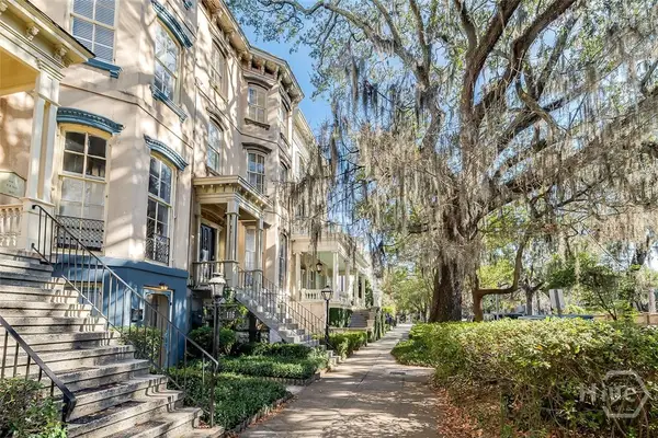 118 E Gaston Street, Savannah, GA 31401