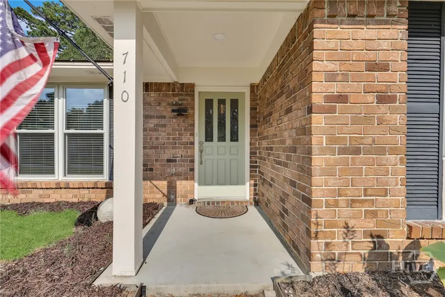 710 Leaning Oaks Drive, Savannah, GA 31410 - Image #3